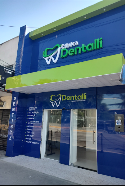 Foto 2 de Clínica Dentalli