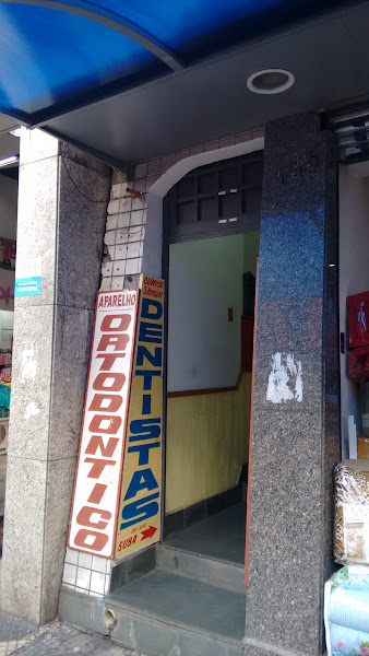 Foto 2 de Clínica Dentária 3 Irmãos
