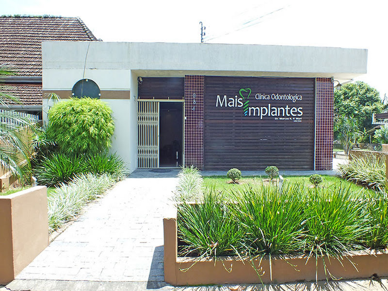 Foto 8 de Clínica Dentária May