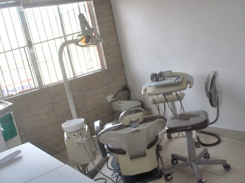 Foto 3 de Clinica Dentista Villa Dirce