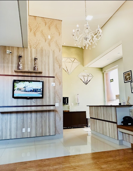 Foto de CLÍNICA DOUTORA VIVIANE KAROLLINE OLIVEIRA DENTISTA