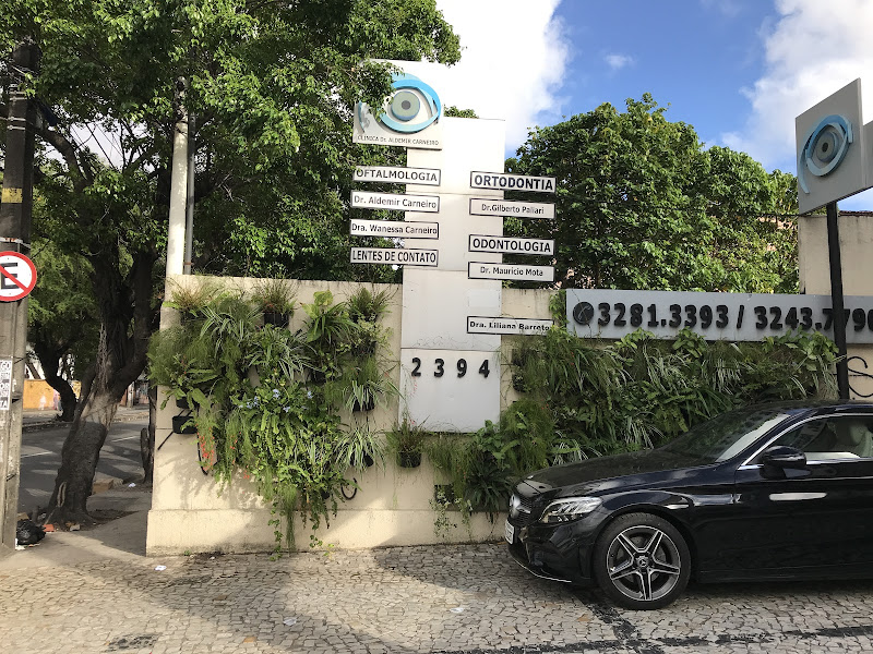 Foto 3 de Clinica Dr. Aldemir Carneiro - Oftalmologia e Odontologia