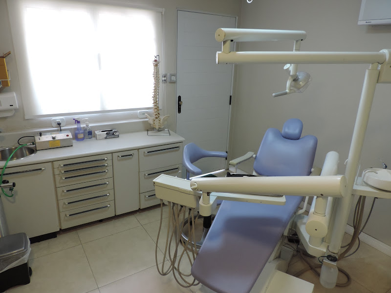 Foto 8 de Clínica Dr. Heliton - Dentista em Itaquera