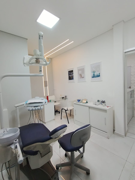 Foto 2 de Clínica Dra Adriana de Oliveira | Dentista e Implantodontista em Ibirité - MG