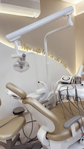 Foto 2 de Clínica Dra Juliana Cândido - Harmonização Facial e Odontologia