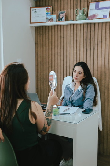 Foto 3 de Clínica Dra. Pietra Roschel - Harmonização Orofacial