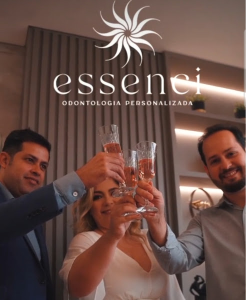 Foto 2 de Clínica Essenci Odontologia | Implante Dentário e Invisalign