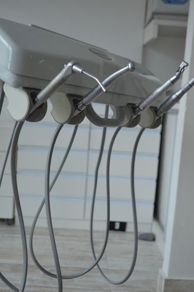 Foto 2 de Clinica EstethicRiso - Odontologia