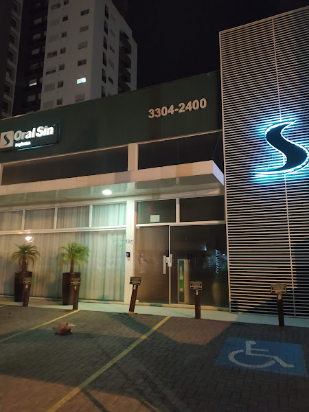 Foto 2 de Clínica Fechada