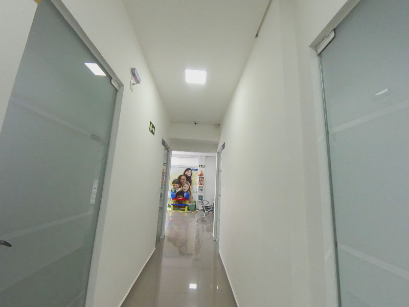 Foto 6 de Clinica Floreli Odontologia Integrada