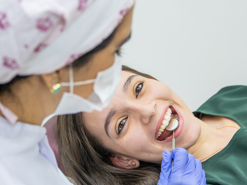 Foto 5 de Clínica Foye | Dentista | Implante Dentário | Alinhador | Lente de Contato | Preenchimento Labial | Botox | Rinomodelação