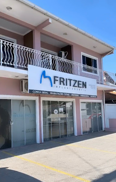Foto 2 de Clínica Fritzen Implantodontia em Palhoça