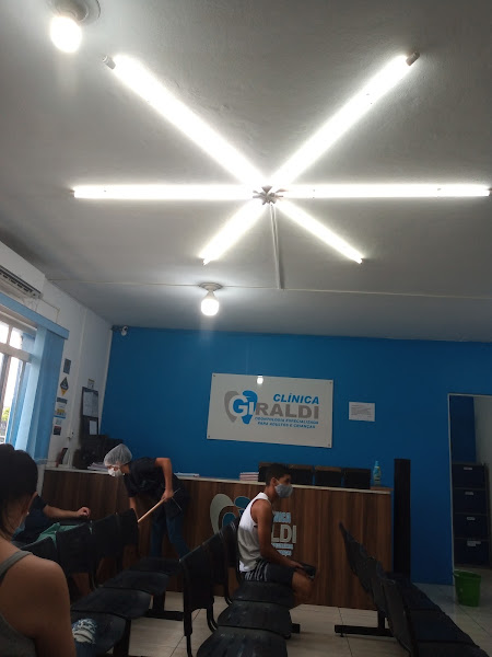 Foto 2 de Clínica Giraldi Odontologia 01