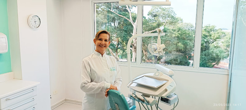 Foto 2 de Clínica Giroti Odontologia | Estética & DTM | Granja Viana - Cotia