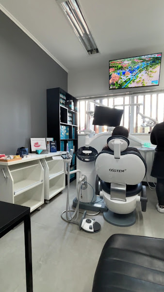 Foto 4 de Clínica IEM Odontologia Avançada | Implantes dentários | Vila Tramontano | Morumbi | São Paulo