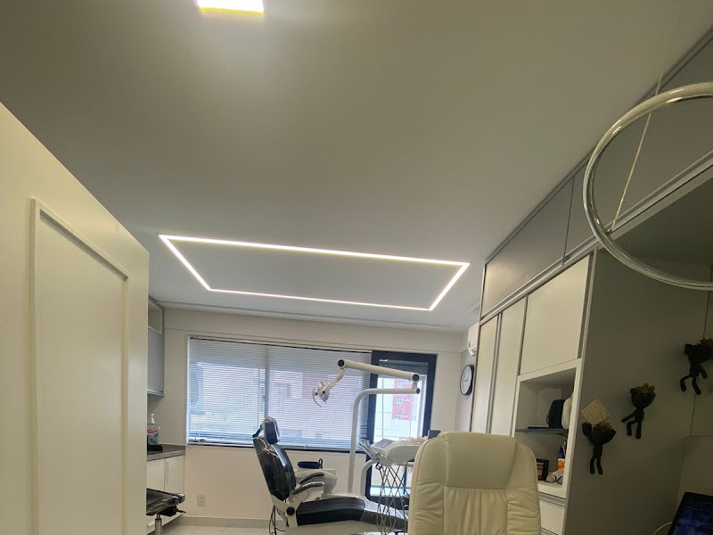 Foto 9 de Clínica Juliana Guedes - Facetas de Resina, Lente de Contato Dental e Clareamento | Dentista em Natal RN