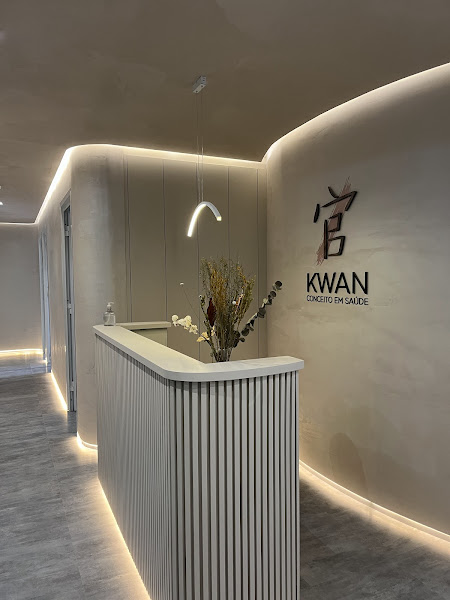 Foto 3 de Clínica Kwan - Odontologia e Estética Orofacial - Água Verde, Curitiba