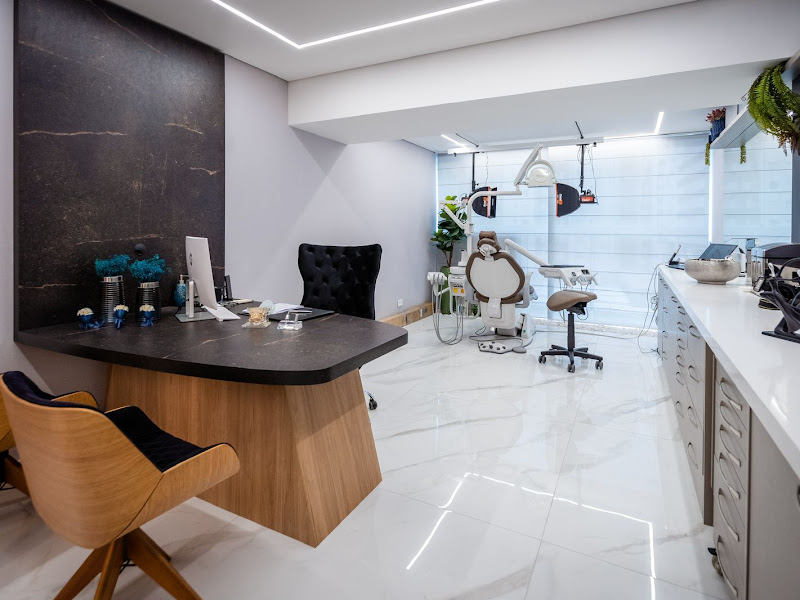 Foto 5 de Clínica Kwan - Odontologia e Estética Orofacial - Água Verde, Curitiba