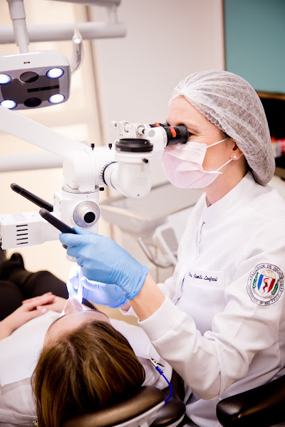 Foto 2 de Clínica Lanfredi | Invisalign | Odontopeditria | Endodontia com Microscópio | Odontologia Paraíso | Urgências odontológicas