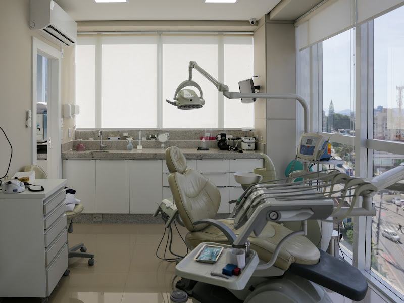 Foto 8 de Clínica Letícia Takaki | Dentista e Harmonização Orofacial Trindade