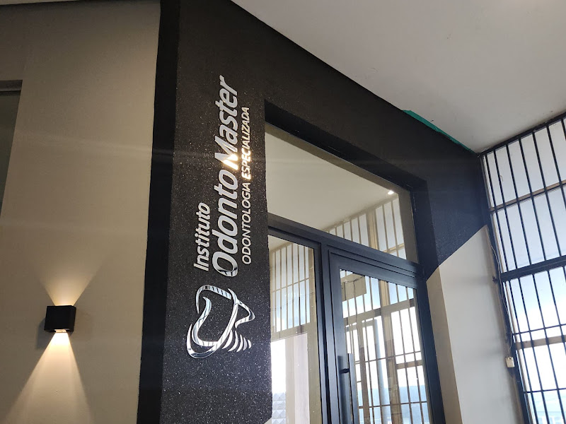 Foto 12 de Clinica Midori Odontologia