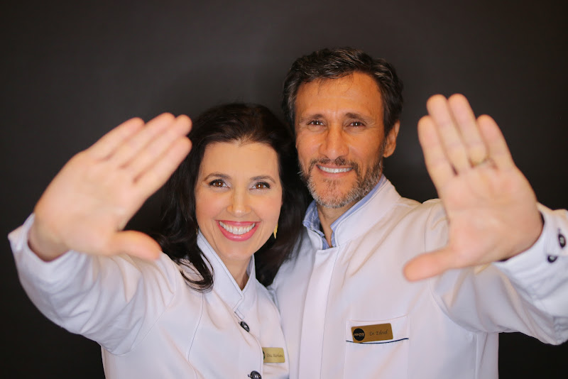 Foto 2 de Clínica Nouva - Implantes dentários - Lente de Contato - Urgência Odontológica - Faceta de Resina - Tratamento de Canal