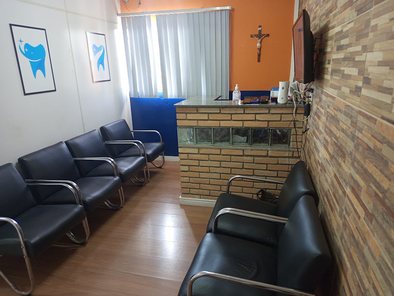 Foto 2 de Clinica Novalins Odontologia - Dra. Érica Lins, Dr. Carlos Lins