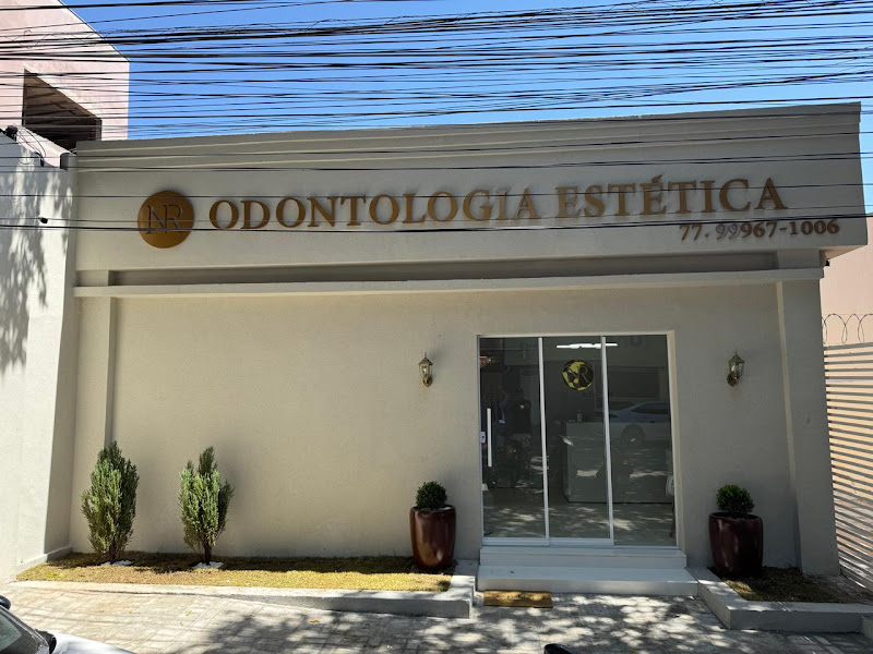 Foto 2 de Clínica NR Odontologia Estética | Lentes em Resina