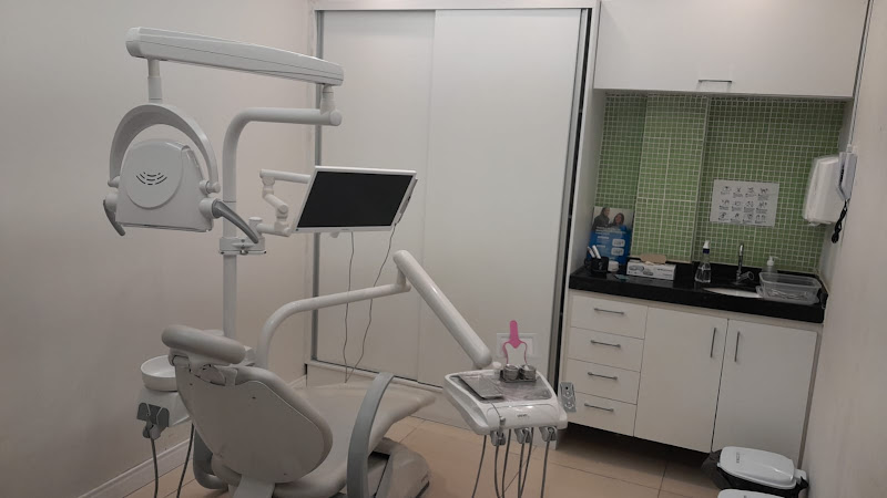 Foto 3 de Clínica Odonto Center - Dentista Popular - Unidade 19