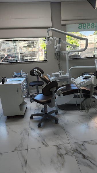 Foto 2 de Clínica Odontocidy - Dra. Claudia - Dra. Fernanda