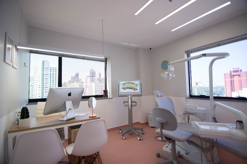 Foto 2 de Clínica OdontoFares