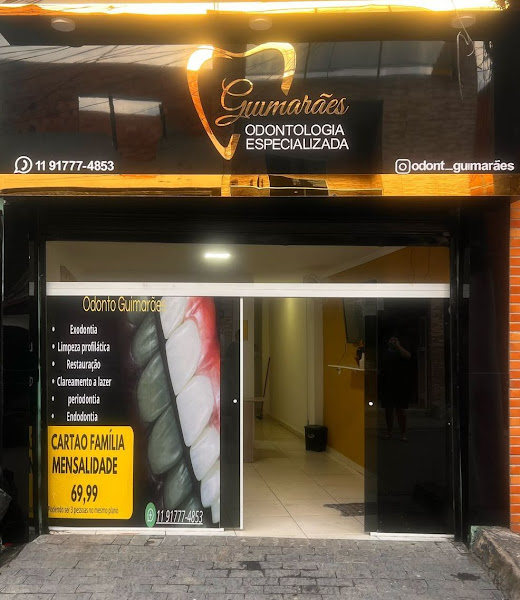 Foto 2 de Clínica Odontoguimaraes / Harmonizações Faciais / Preenchimentos labiais / Facetas em Resina