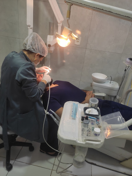 Foto 2 de Clínica Odontolaine