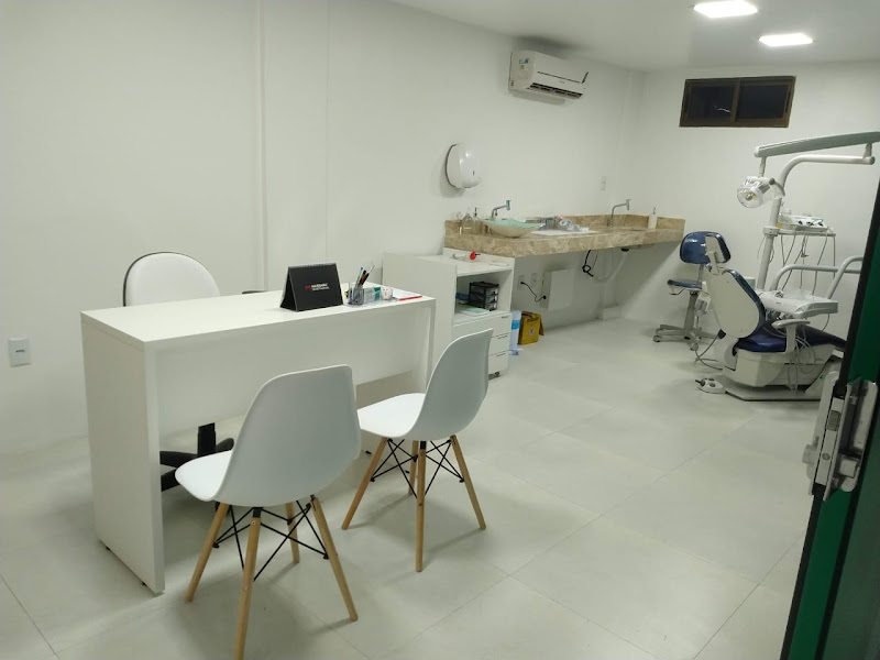 Foto 2 de Clínica OdontoLifes - Dentistas - Ortodontia - Implantes - Próteses