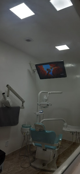 Foto 3 de Clínica OdontoLima