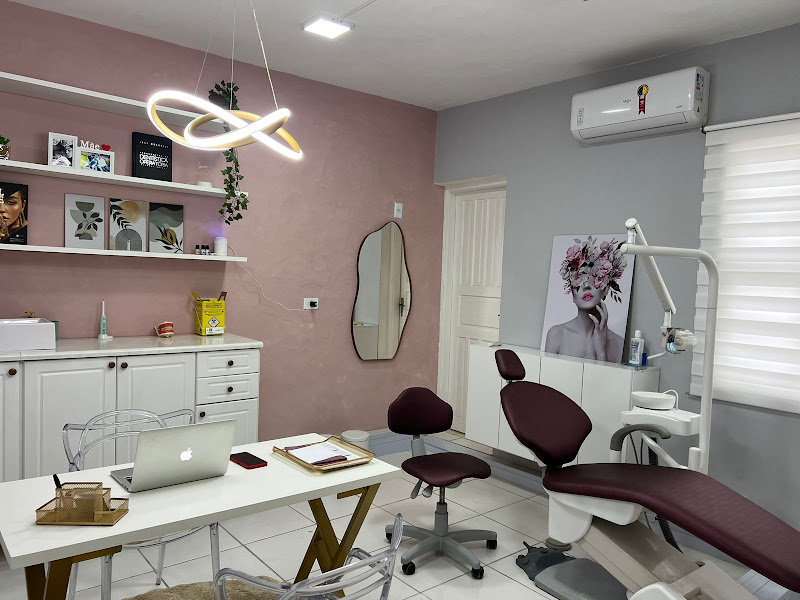 Foto 2 de Clínica Odontologia Integrada: Harmonya (Dra Thaile Rodrigues & Dra Juliana Dias)