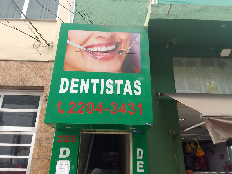 Foto 2 de CLINICA ODONTOLÓGICA