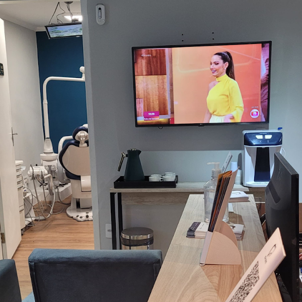 Foto 2 de Clínica Odontológica Bom Dente / DENTISTA EM IMPLANTES DENTÁRIOS/ FACETAS DE RESINA /PRÓTESES / ORTODONTIA EM OSASCO