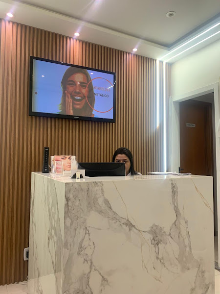 Foto 2 de CLÍNICA ODONTOLÓGICA COMPLETA