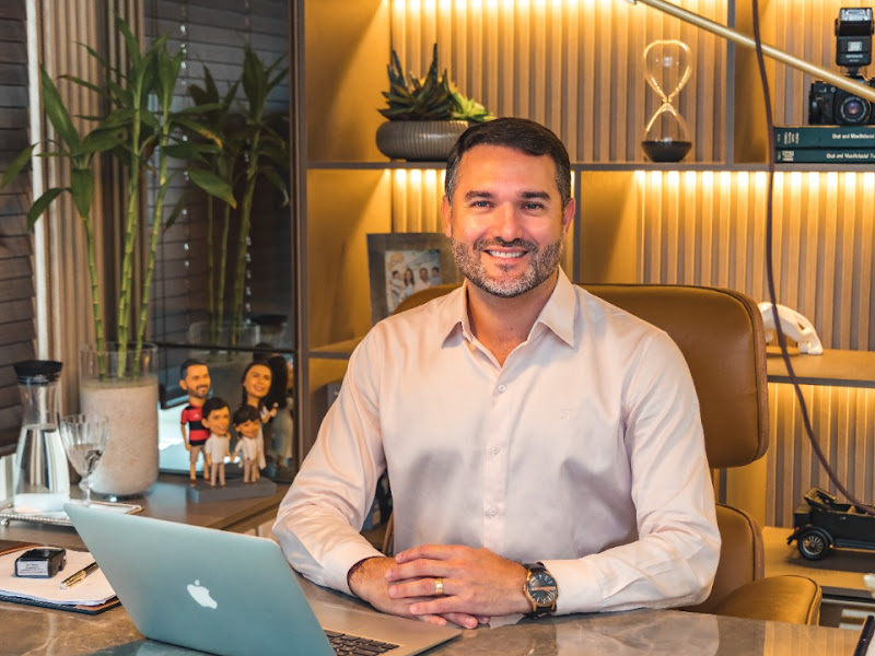 Foto 9 de Clínica Odontológica Dr. Marcus Brêda em Jatiúca Maceió, Plano De Saúde, Extração do Siso, Implante Dentário, Cirurgia