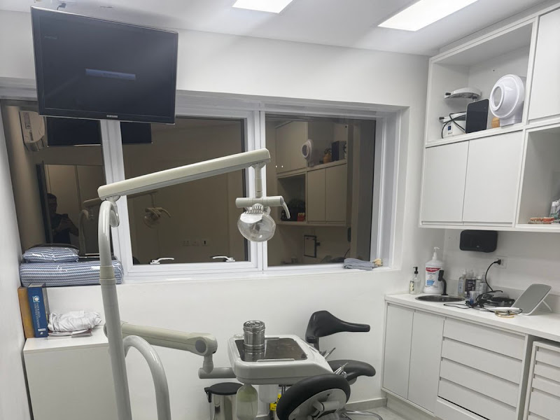 Foto 3 de Clínica Odontologica Dr. Paulo Henrique Vieira Andrade