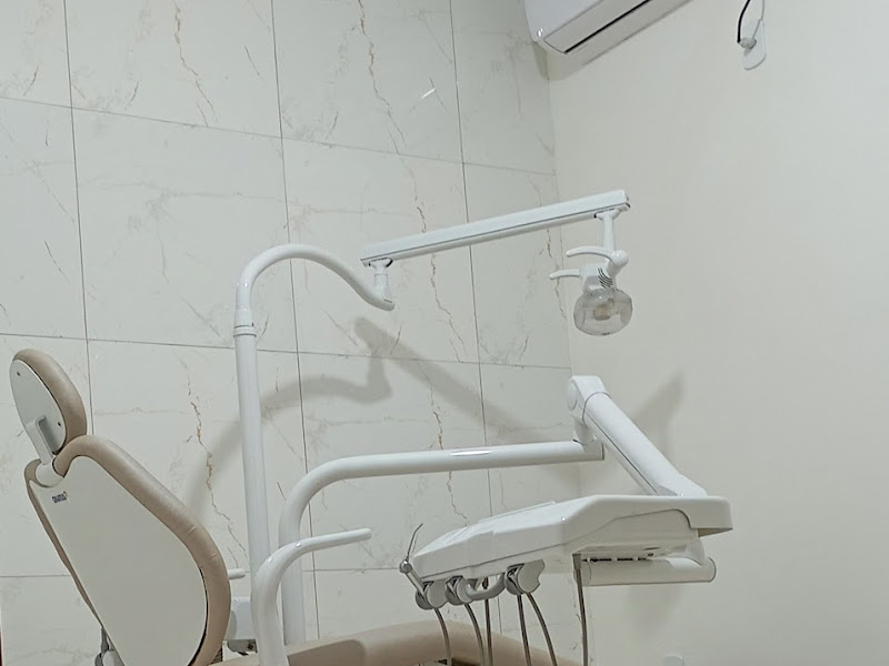 Foto 3 de Clínica Odontológica Dr Reginaldo Moura e Dra Regina Japiassú