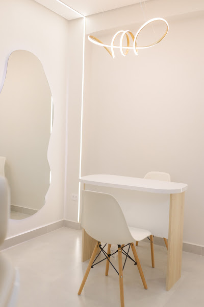 Foto 3 de Clínica Odontológica Dra. Juliana Bianchi | Clínico Geral | Endodontia | Ortodontia | Implante | Clareamento | Facetas