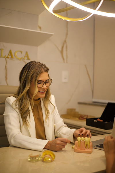 Foto 2 de Clínica Odontológica | Dra Renata Plaça | Dentista Em Ribeirão Preto-SP | Implante Dentário