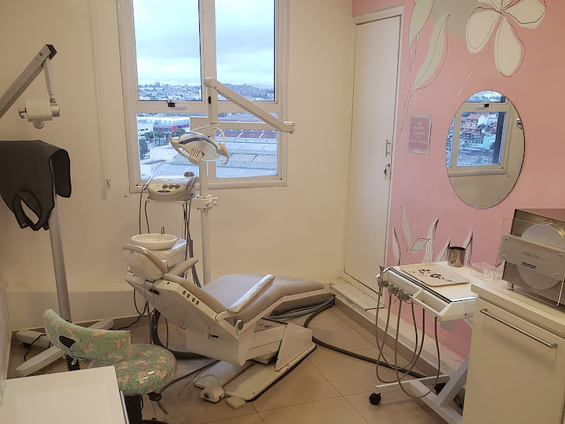 Foto 2 de Clínica Odontológica Especializada Taboão da Serra