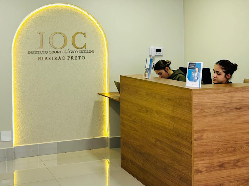 Foto 7 de Clínica Odontológica iOral │ Implantes Dentários │ Prótese Protocolo │ Ortodontia