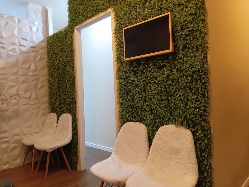 Foto 3 de Clinica Odontológica Kurata - Dentista Taboão da Serra