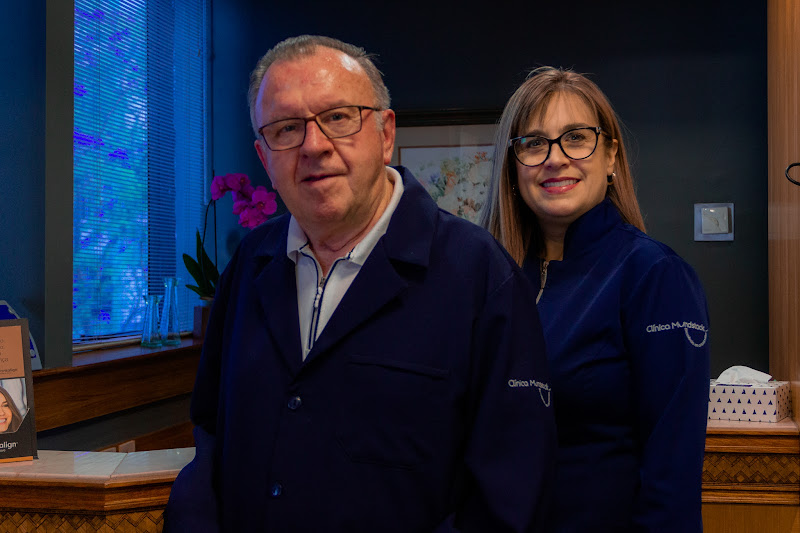 Foto 2 de Clínica Odontológica Mundstock | Ortodontia | Prevenção | Clareamento Dental | Tratamento com LASER | Porto Alegre