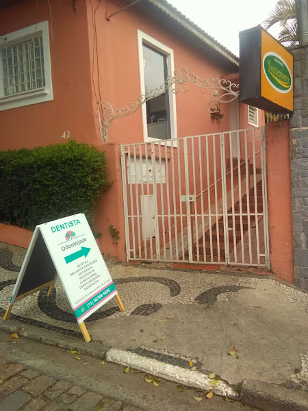 Foto 2 de Clinica Odontológica Odontojade -Implantes dentarios, Odontopediatria, Ortodontia, Tratamento de canal - Embu das Artes - SP