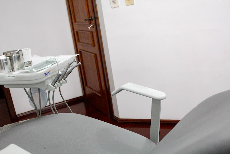 Foto 2 de Clinica Odontológica Ortopizzolo - Implante dentário - Prótese dentária